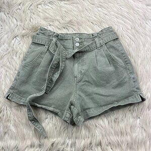 American Eagle Pleated Highest Rise Mom Shorts